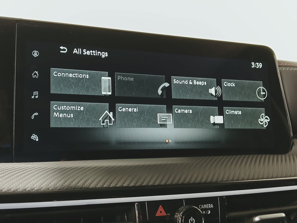 Certified 2025 Nissan Kicks SR AWD/4WD image 24