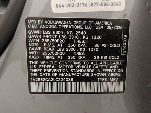 Used 2020 Volkswagen Atlas Cross Sport SE w/ Panoramic Sunroof Package image 33