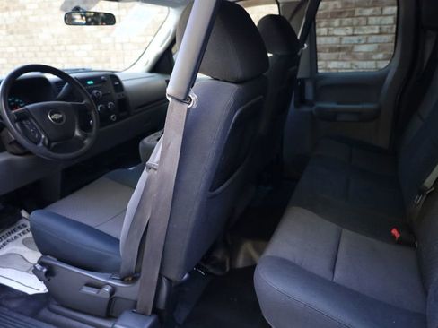 Used 2011 Chevrolet Silverado 1500 W/T image 19