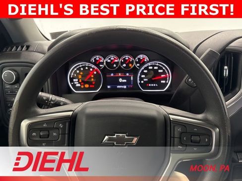 Used 2022 Chevrolet Silverado 1500 Custom Trail Boss w/ Safety Confidence Package AWD/4WD image 23