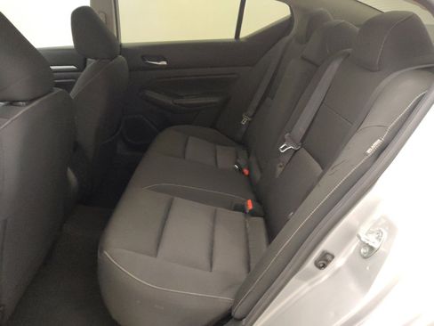 Used 2022 Nissan Altima 2.5 SV image 18