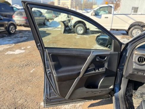 Used 2013 Toyota RAV4 Limited image 12