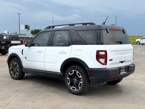 Used 2023 Ford Bronco Sport Outer Banks w/ Tech Package AWD/4WD image 4
