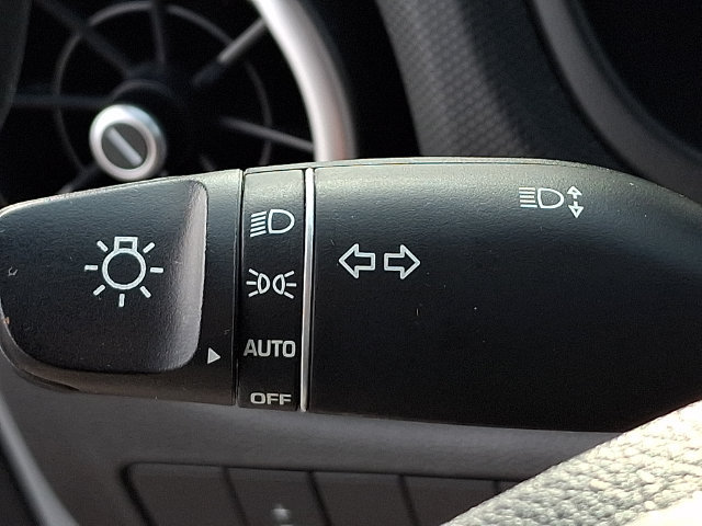 Used 2023 Hyundai Kona SEL AWD/4WD image 26