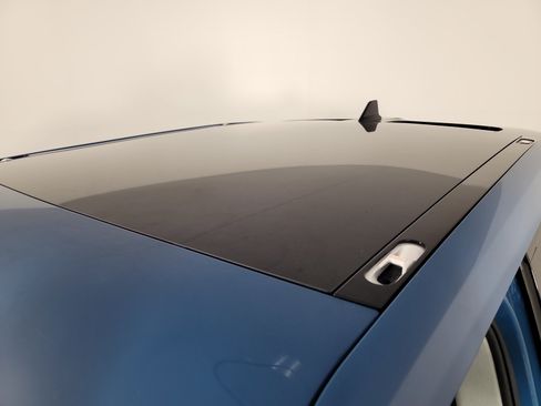 Used 2022 Rivian R1T Adventure AWD/4WD image 13