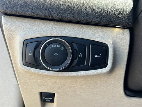 Used 2017 Lincoln MKC Reserve image 17