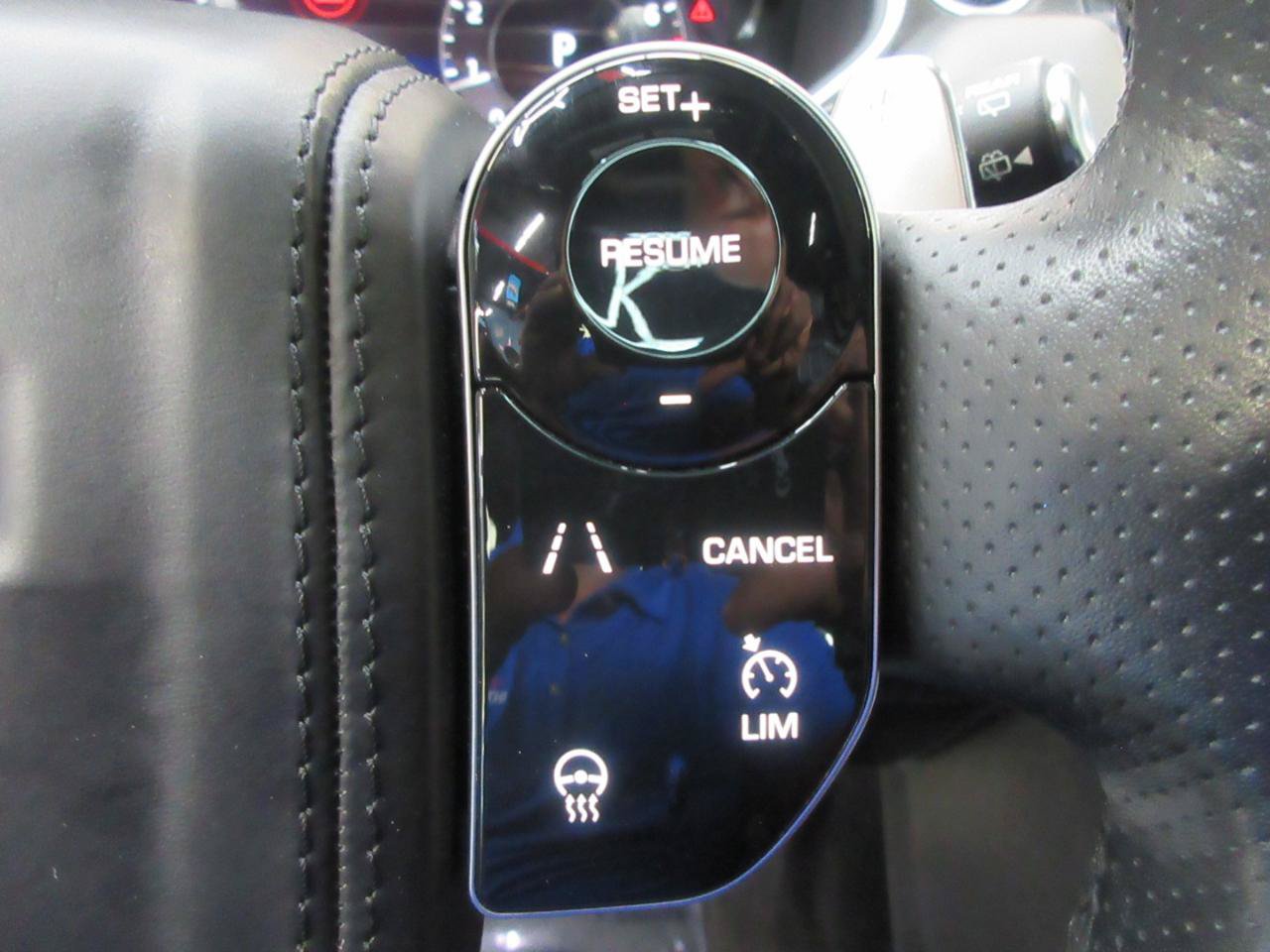 Used 2018 Land Rover Range Rover Sport HSE Dynamic AWD/4WD image 23