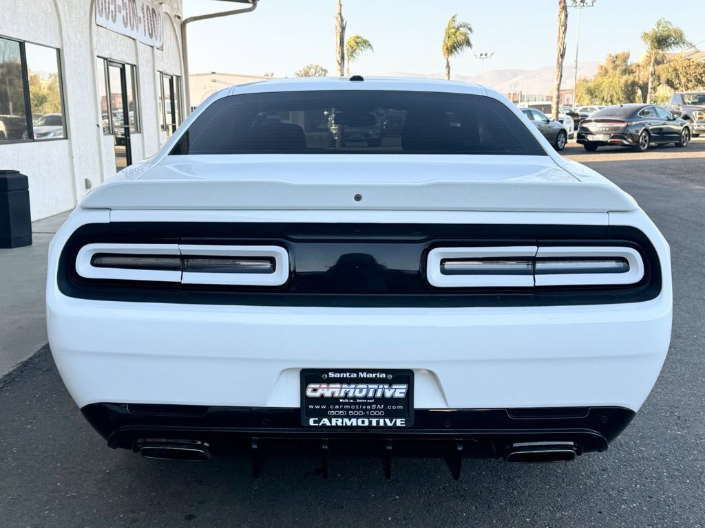 Used 2016 Dodge Challenger SXT w/ Super Sport Group (SS/T) RWD image 5