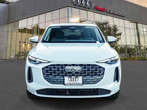 New 2025 Audi Q5 Premium Plus image 6