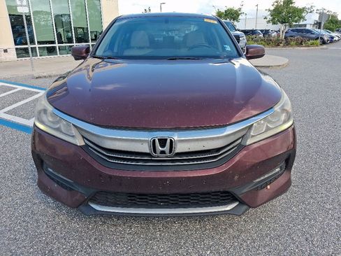 Used 2017 Honda Accord EX-L image 2