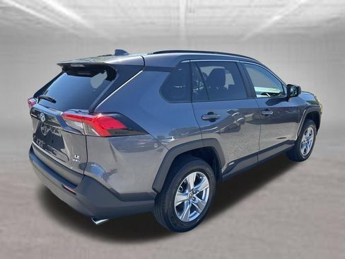 Used 2025 Toyota RAV4 LE AWD/4WD image 6