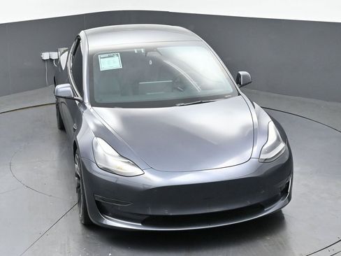 Used 2022 Tesla Model 3 Performance image 45