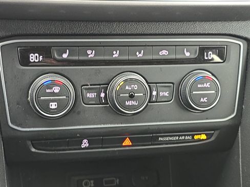 Used 2019 Volkswagen Atlas SE image 25