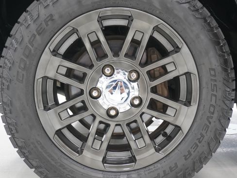 Used 2014 Toyota Tundra SR5 w/ SR5 Upgrade Package RWD image 26