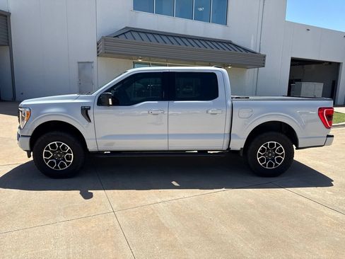 Used 2021 Ford F150 XLT w/ Equipment Group 302A High AWD/4WD image 4
