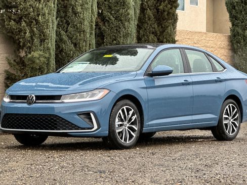 New 2026 Volkswagen Jetta SE image 8