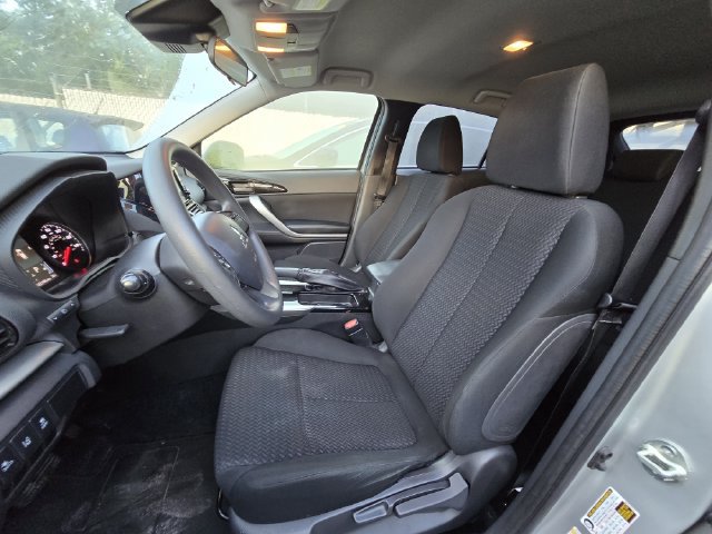 Used 2023 Mitsubishi Eclipse Cross ES AWD/4WD image 4