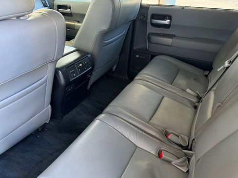 Used 2014 Toyota Sequoia Limited AWD/4WD image 15