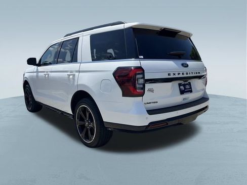 Certified 2024 Ford Expedition Limited AWD/4WD image 6