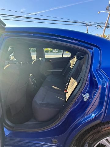 Used 2020 Dodge Charger SXT RWD image 16