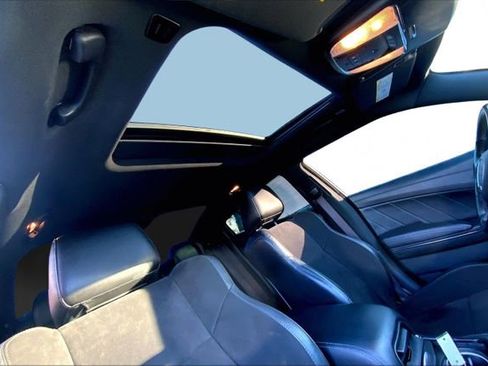 Used 2022 Dodge Charger R/T w/ Plus Group image 28