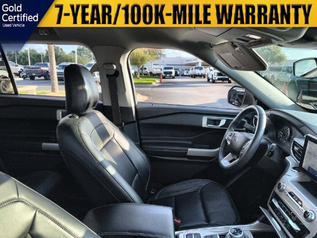 Used 2023 Ford Explorer XLT w/ Equipment Group 202A RWD image 18