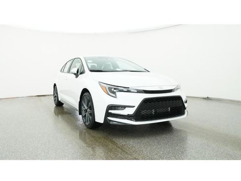 New 2026 Toyota Corolla SE image 30