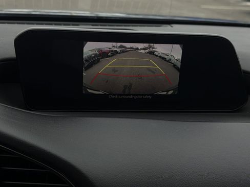 Used 2023 MAZDA MAZDA3 s image 19