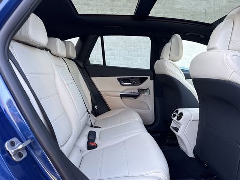 New 2026 Mercedes-Benz GLC 300 4MATIC image 18