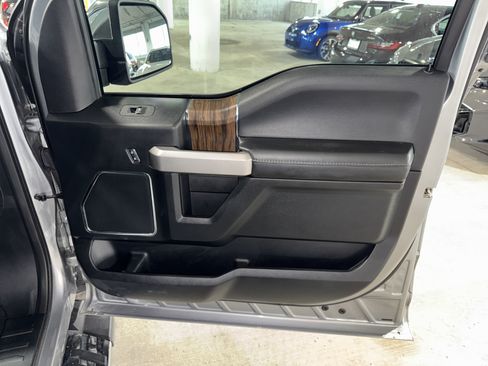 Used 2020 Ford F150 Lariat w/ Equipment Group 502A Luxury AWD/4WD image 9