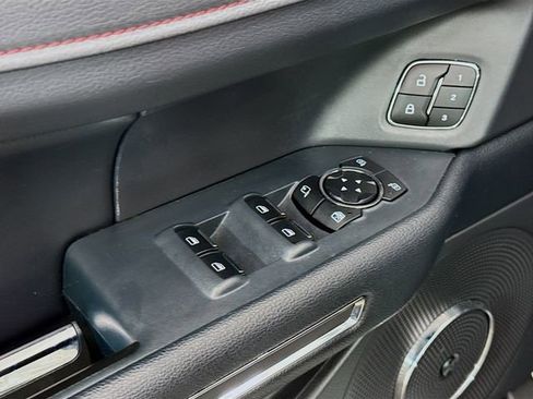 Used 2024 Ford Expedition Max Limited image 18