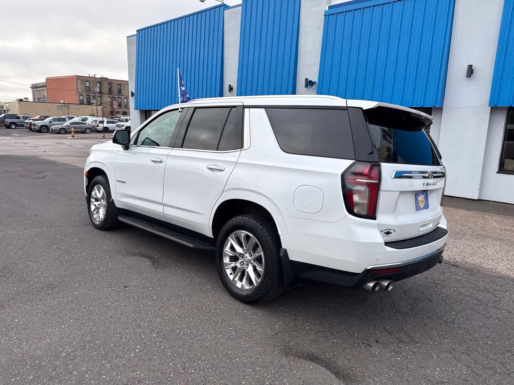 Used 2021 Chevrolet Tahoe Premier w/ Premium Package AWD/4WD image 17