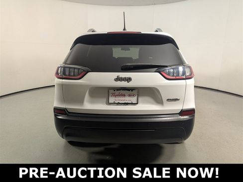 Used 2019 Jeep Cherokee Latitude Plus image 6
