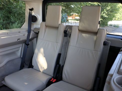 Used 2016 Land Rover LR4 HSE LUX AWD/4WD image 22
