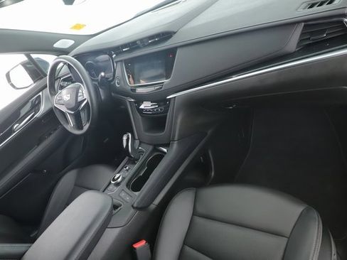 Used 2025 Cadillac XT5 Premium Luxury image 30