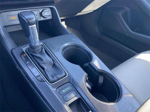 Used 2022 Honda Civic EX-L image 28