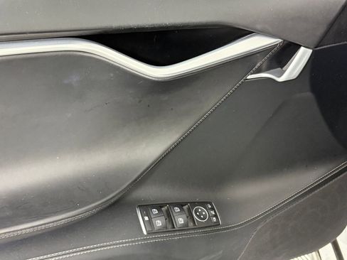 Used 2016 Tesla Model S 70D image 14
