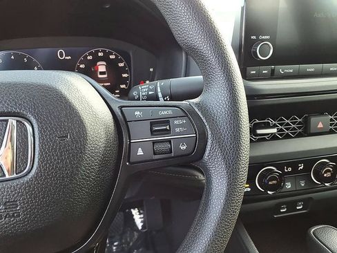 Used 2025 Honda Accord SE image 24