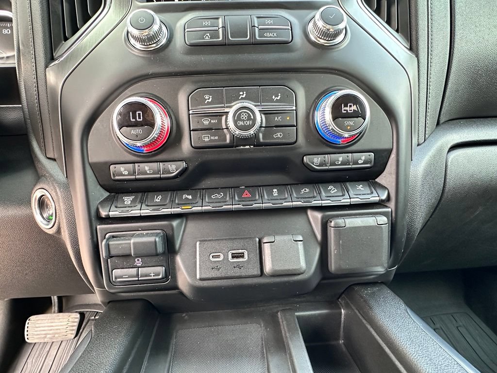 Certified 2021 GMC Sierra 2500 Denali w/ Denali Ultimate Package AWD/4WD image 35