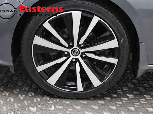 Used 2020 Nissan Altima 2.5 SR FWD image 31