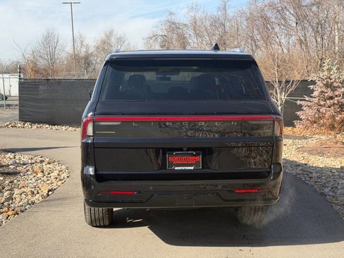 New 2026 Lincoln Navigator L Reserve AWD/4WD image 4