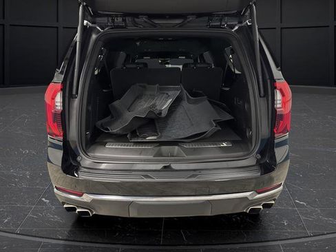 Used 2025 GMC Yukon XL AT4 w/ LPO, Floor Liner Package image 14
