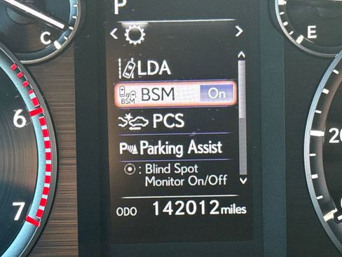 Used 2023 Lexus GX 460 Premium image 20