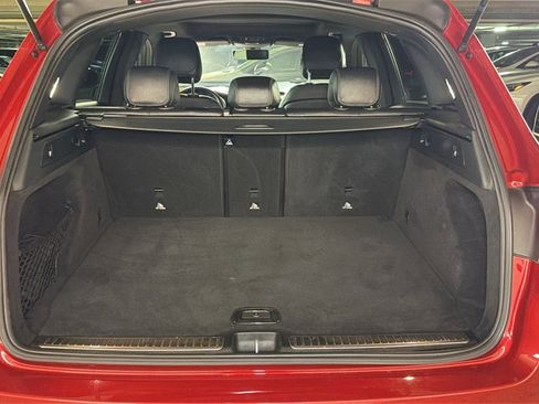 Used 2021 Mercedes-Benz GLC 300 4MATIC w/ AMG Line image 15