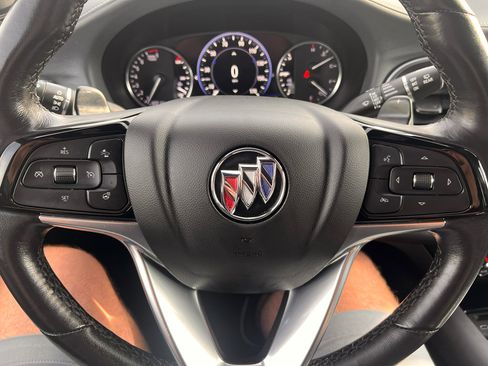Used 2024 Buick Enclave Premium image 12