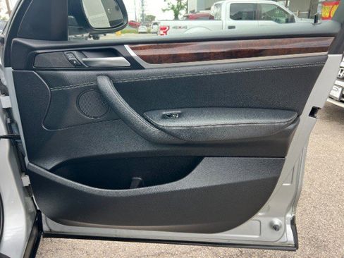 Used 2017 BMW X3 sDrive28i image 22