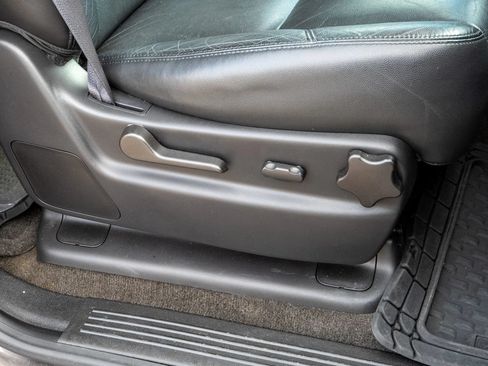 Used 2013 Chevrolet Tahoe LT w/ Texas Edition RWD image 28
