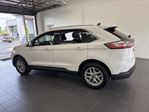 Used 2024 Ford Edge SEL w/ Convenience Package AWD/4WD image 5