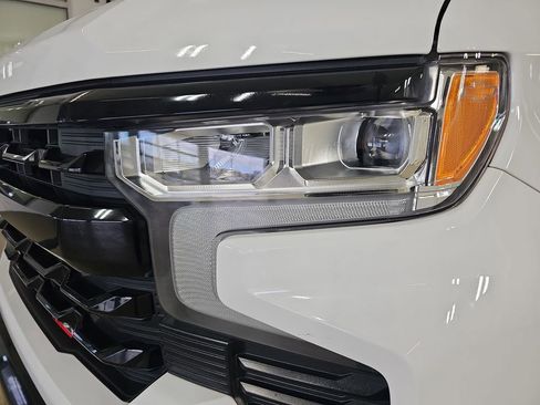 Used 2024 Chevrolet Silverado 1500 LT Trail Boss w/ Convenience Package II image 36