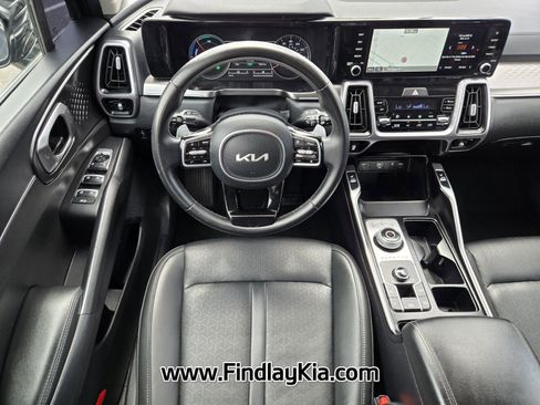 Used 2023 Kia Sorento EX AWD/4WD image 11
